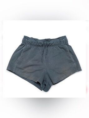 SOLD OUT Lululemon Black Inner Glow High Rise Workout Yoga Pilates Active Shorts